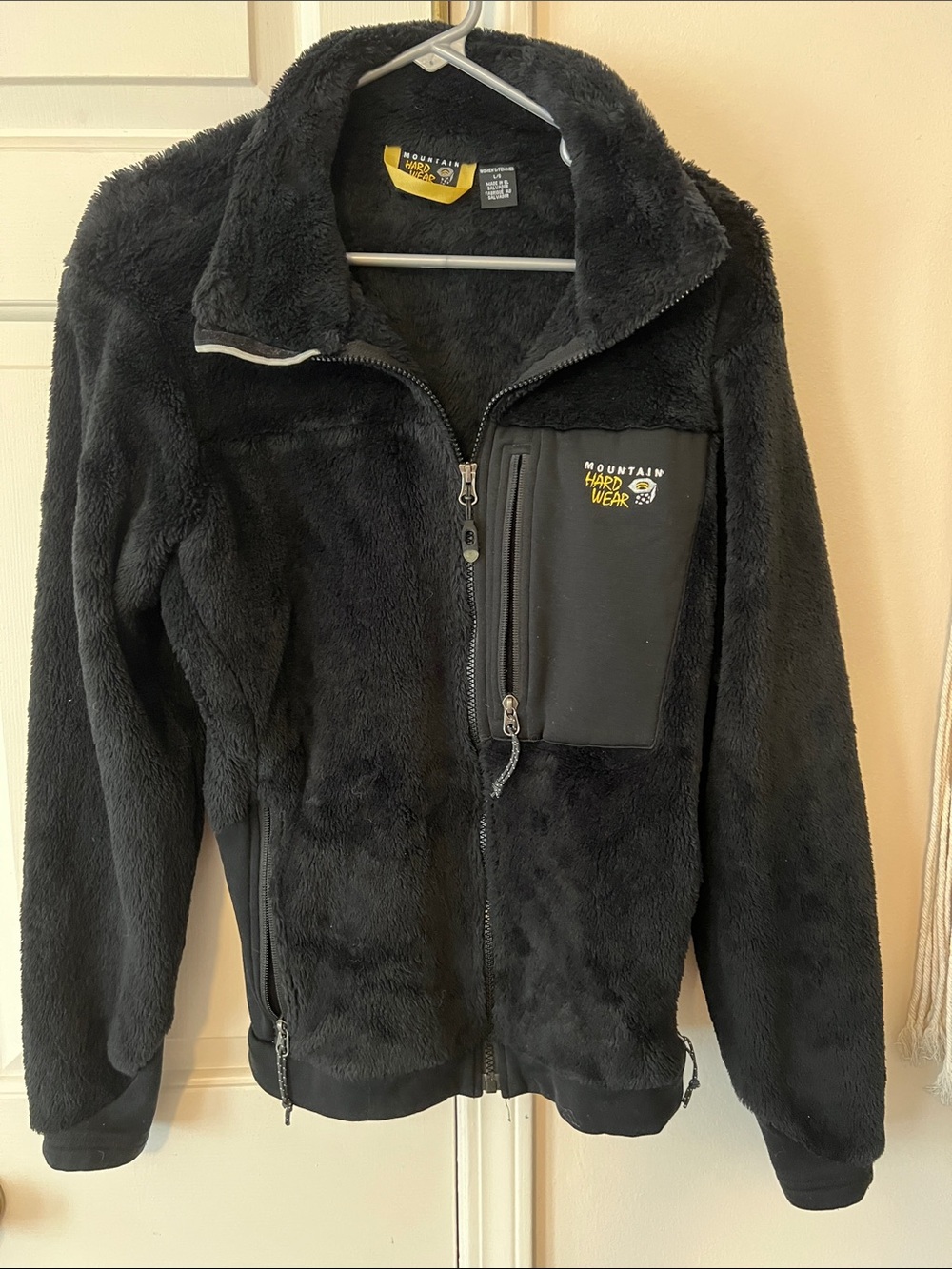 Mountain Hard wear woman’s size L fleece jacket